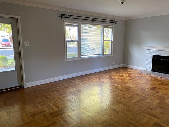 3rd image of 144 F St