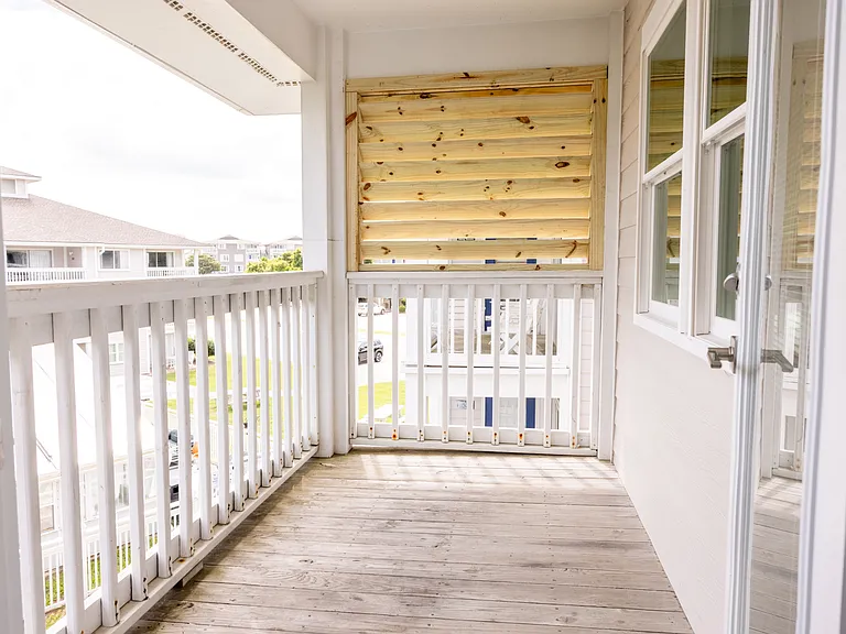 203 Coastal Point Dr — Photo 8