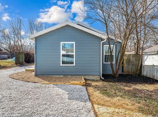 3212 W Madison St, Springfield, MO 65802