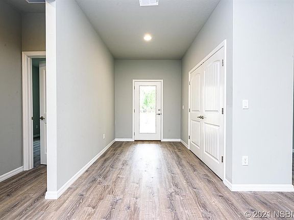 3rd image of 2713 Kumquat Dr