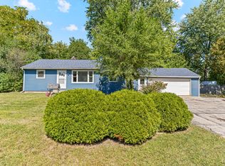 12430 W York House Rd, Beach Park, IL 60087