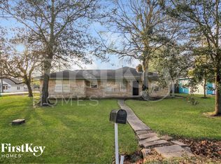 3042 Weatherford St, La Porte, TX 77571