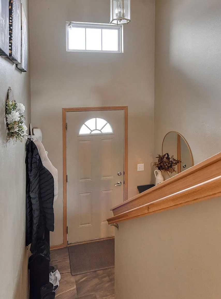 4 bed, 1669 sqft, $2,200 — Photo 3