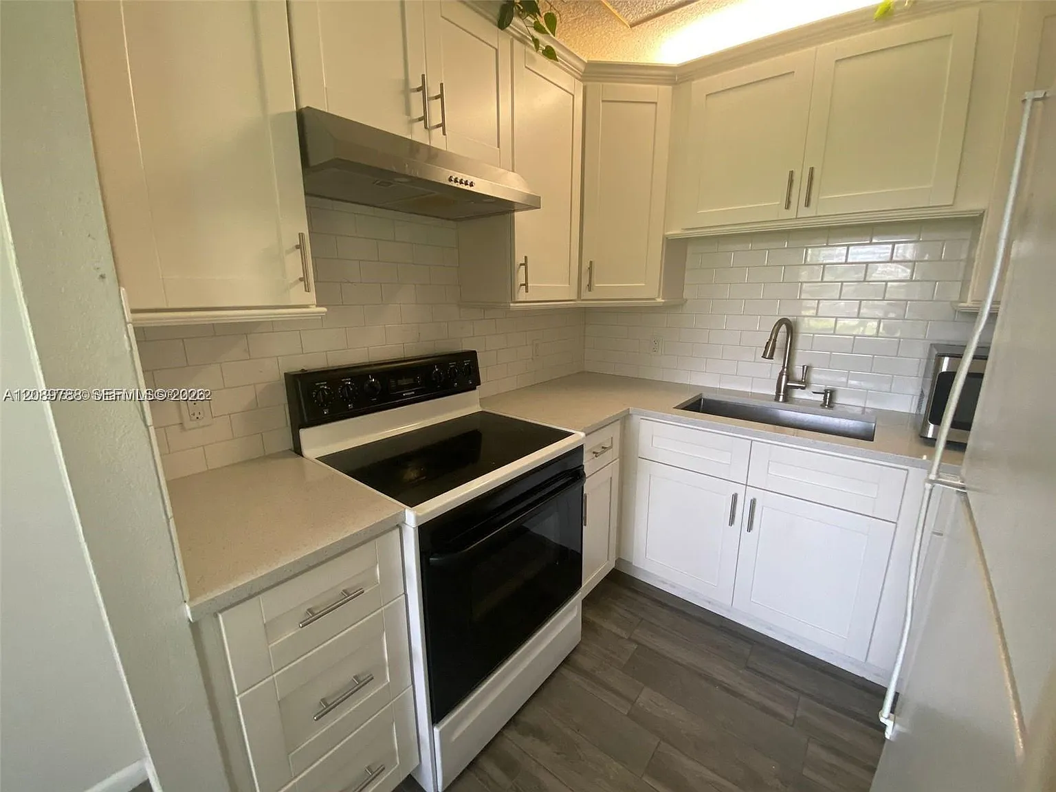 Ronola Apts Condo — Photo 2