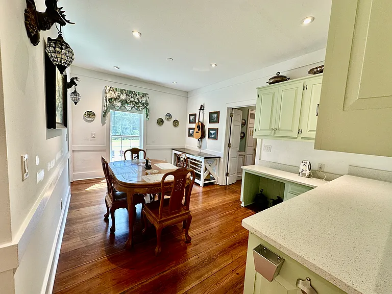 6804 Sunset Lake Rd — Photo 14