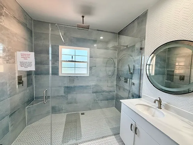 5758 Lesabre Dr — Photo 31