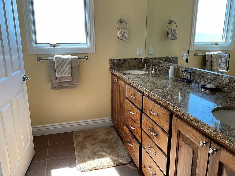 425 Jungfrau Hill Rd — Photo 15
