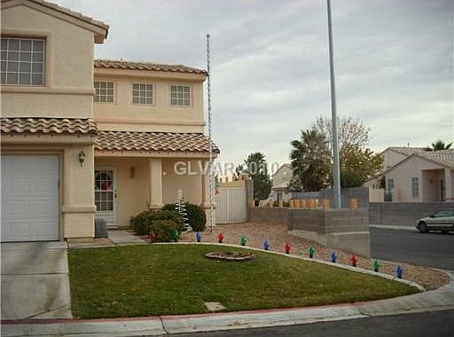 2nd image of 7820 Sungrove Ct