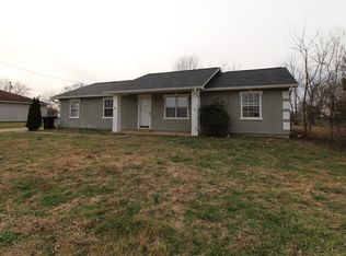 1175 Schatten St, Oak Grove, KY 42262