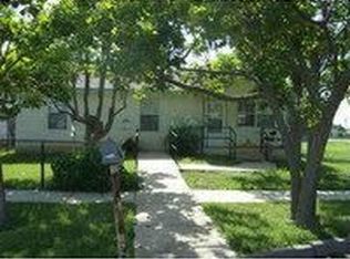 208 Hinkle St, Clovis, NM 88101
