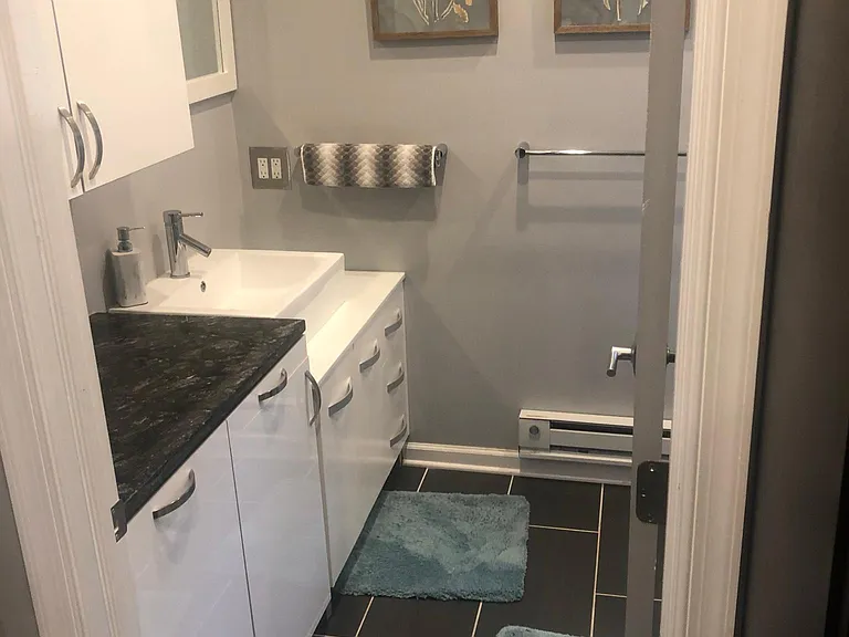 46 Pine St #B — Photo 5
