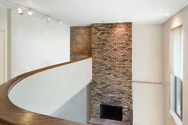 Sold by Compass | media 19