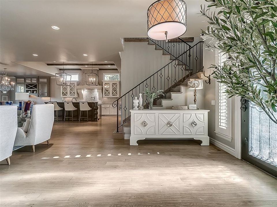 6716 Legacy Cir, Edmond, OK 73025 | Zillow