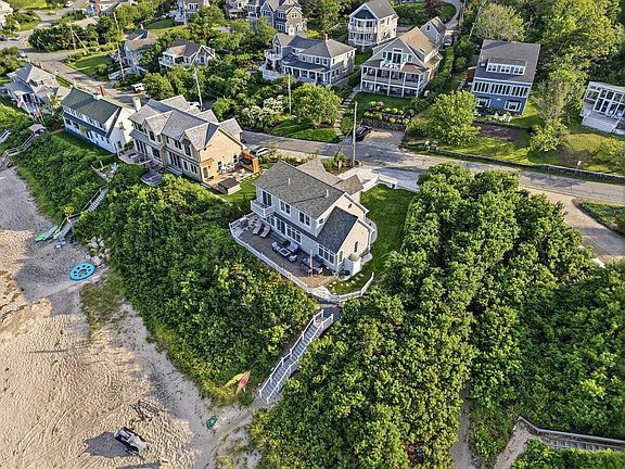 2nd image of 84 Sagamore Road
