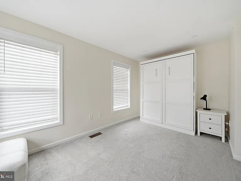700 S 13th St — Photo 12