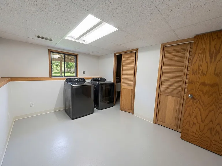 11379 Red Fox Dr N — Photo 27