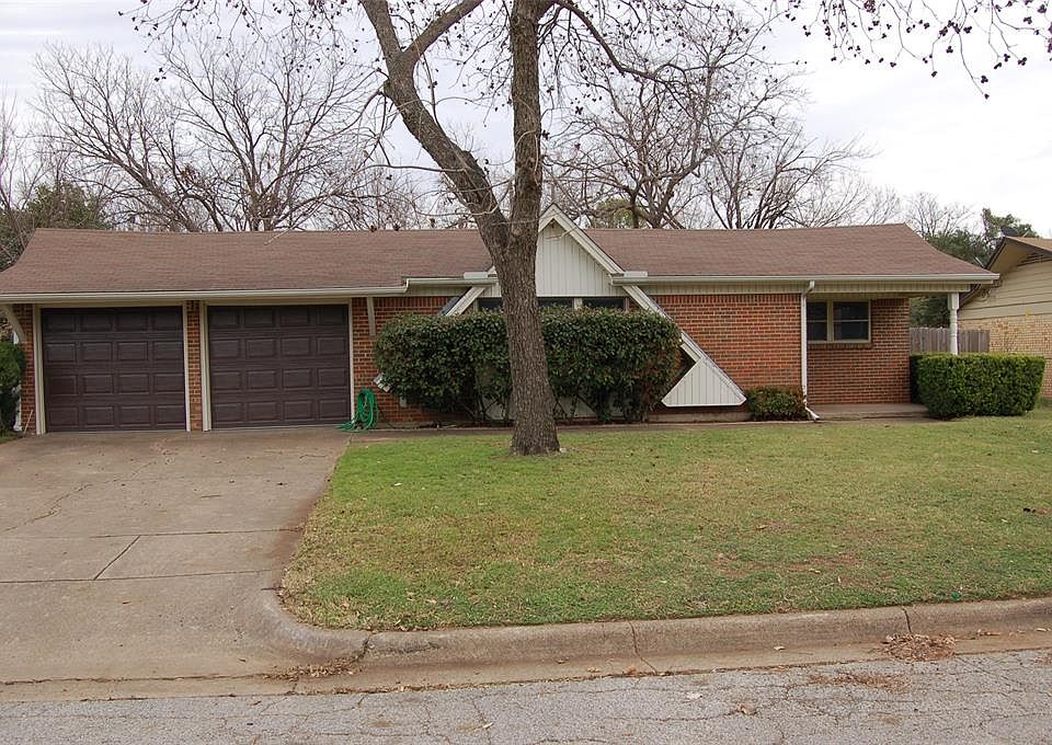 1st image of 5308 Roberta Dr