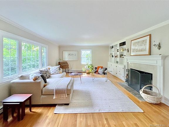 5th image of 12 Kreiner Ln