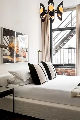 Sold by Compass | media 10