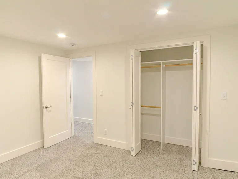 2540 11th Ave W — Photo 28
