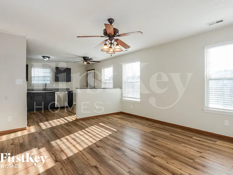 5355 Milhouse Rd — Photo 2