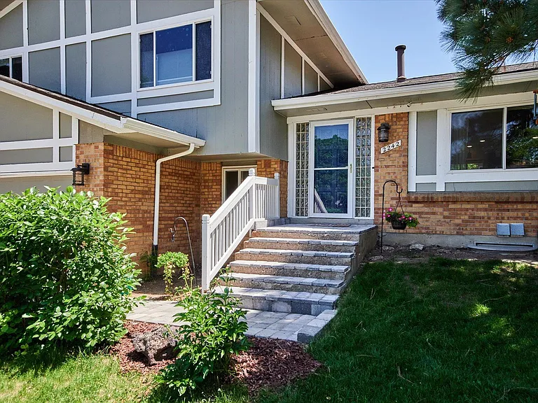 2242 S Poplar St — Photo 2