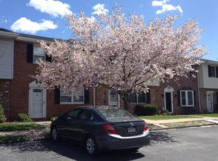148 Lathrop Ct, Kingston, PA 18704