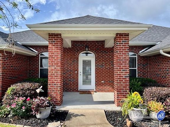 2nd image of 2351 Tall Oak Dr