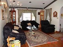 Living Room w/ Cathedral's 