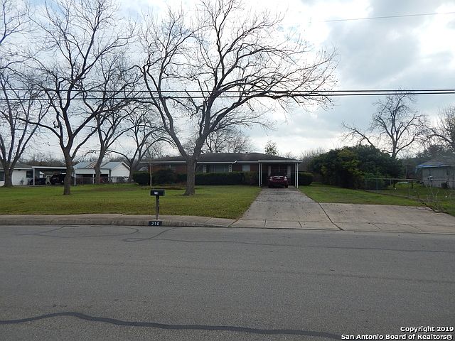 1st image of 210 Glenoak Dr