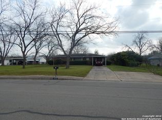 210 Glenoak Dr, San Antonio, TX 78220