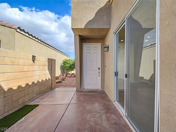 3rd image of 9194 Penn Station St