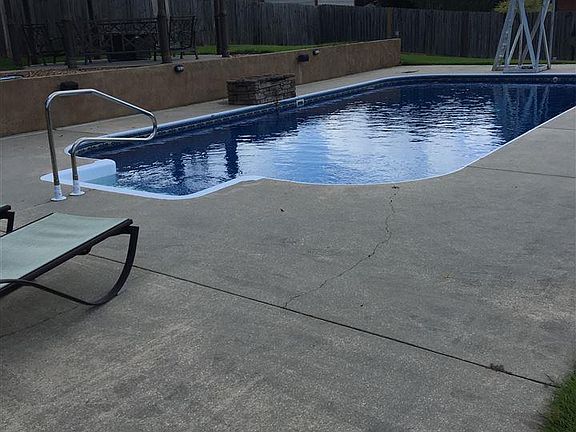 5th image of 1153 Water Oaks Trl