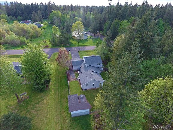 4th image of 14902 Champion Estates Dr SE