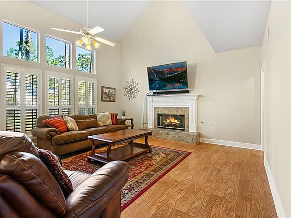 3rd image of 1209 Glendale Dr