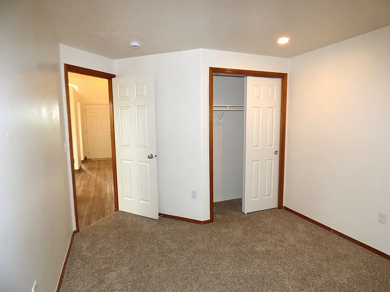 5699 Waln Creek Ct S — Photo 21