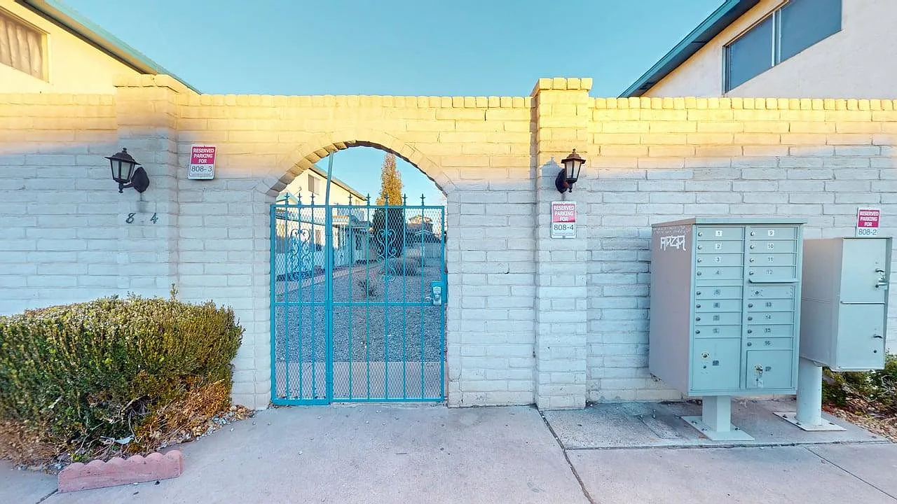 Totally Renovated / Updated 2 Bed End Unit - LOADED! — Photo 4