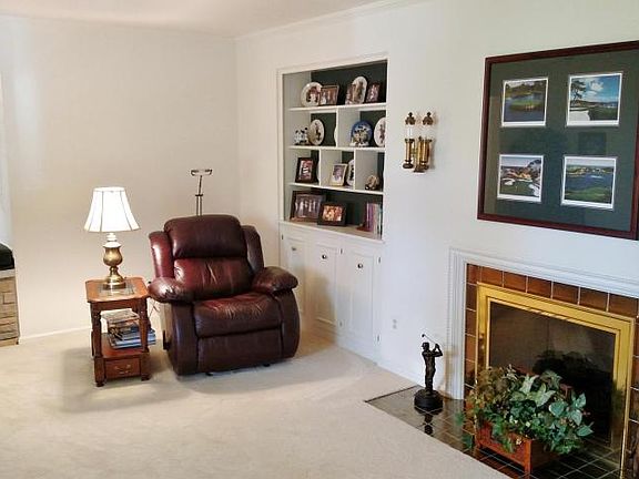 5th image of 3581 Glenn Dr SE