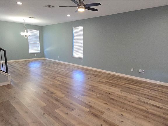 4th image of 4304 Stone Oak Pl