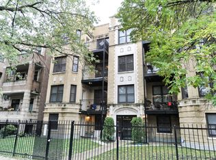 1549 W Sherwin Ave #101, Chicago, IL 60626