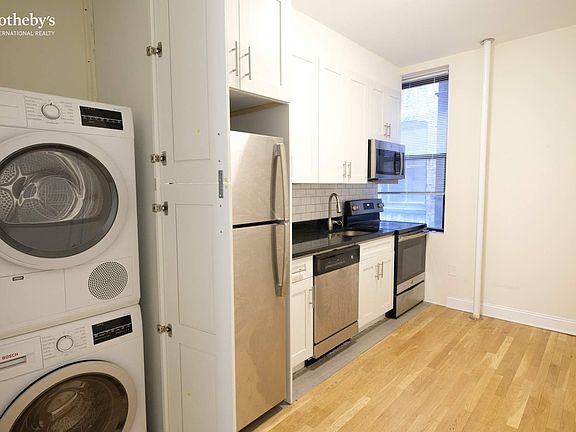 3rd image of 750 9th Ave APT 1N