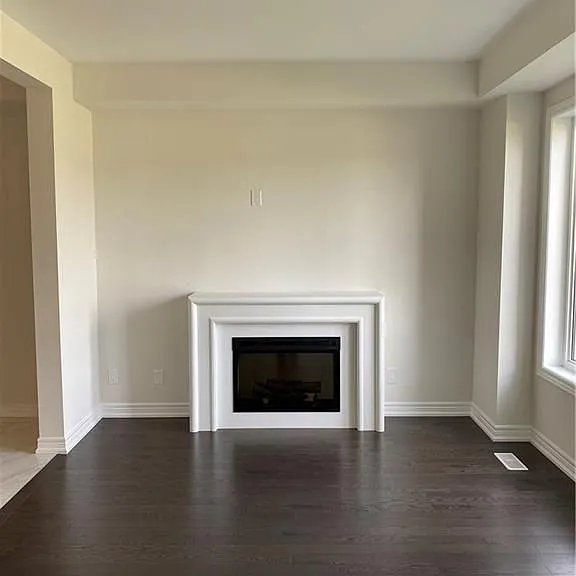27 Stonehill Ave — Photo 2