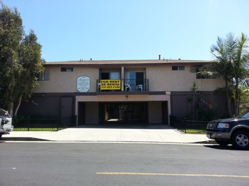 1st image of 469 W Oliver St APT 3