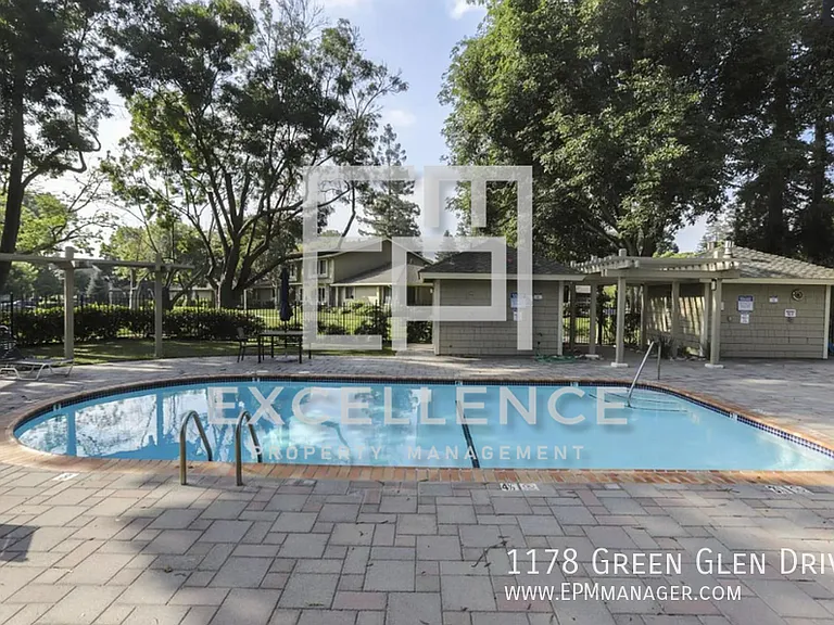 1178 Green Glen Dr — Photo 15