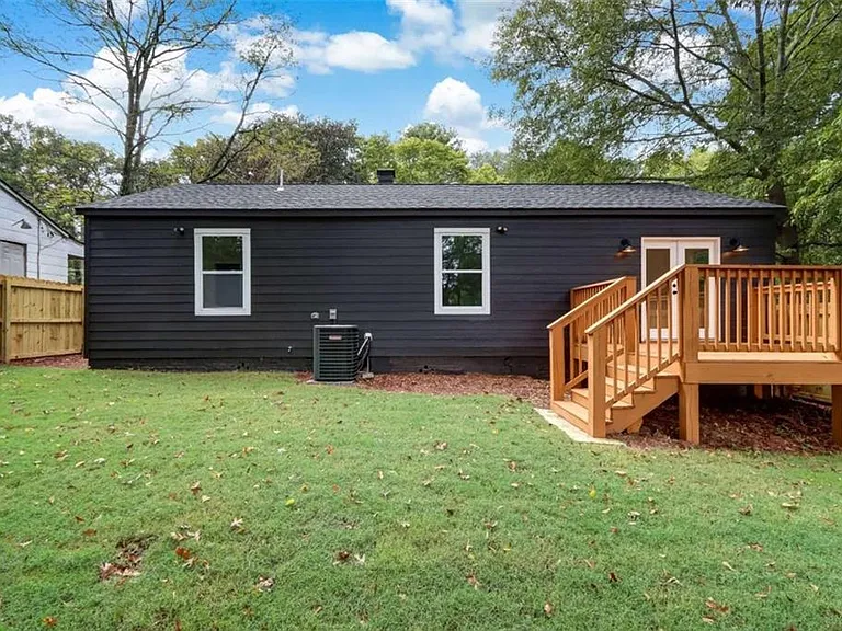 1200 Byewood Ln SW — Photo 47