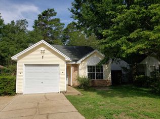 140 Wright Cir, Niceville, FL 32578