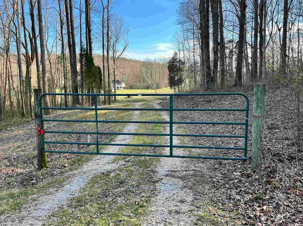 8715 Gerald Rd, Cannelton, IN 47520