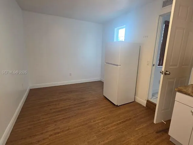 5 bed, 3.0 bath, 1685 sqft, $3,500 — Photo 4
