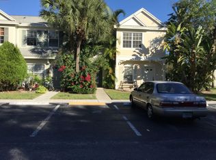 8229 San Carlos Cir, Tamarac, FL 33321