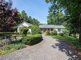 202 Baylor Dr, Montross, VA 22520